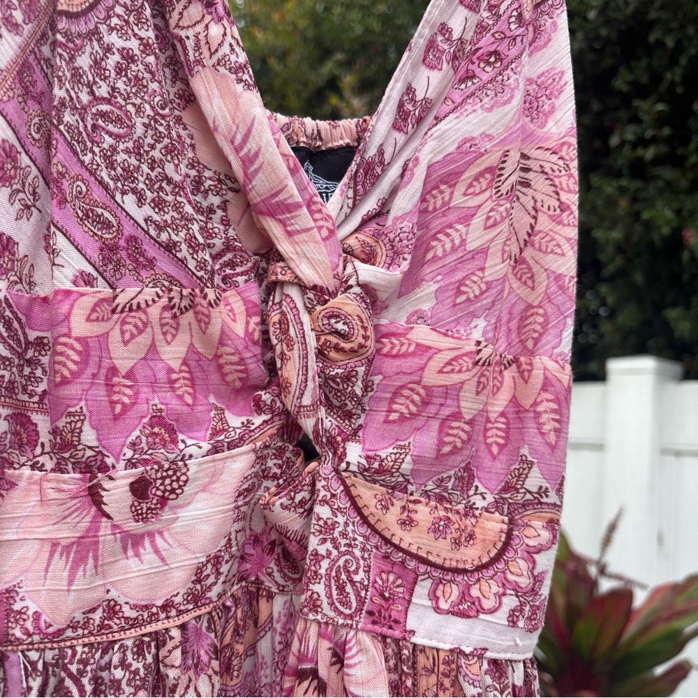 ANGIE Pink Paisley Maxi Dress Twist Front Cut Out Boho Size S NWT - Picture 6 of 7